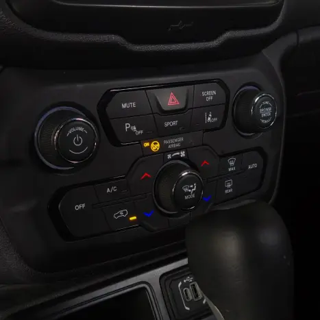 JEEP Renegade 1.3 16V 4P FLEX T270 LONGITUDE TURBO AUTOM�TICO, Foto 14