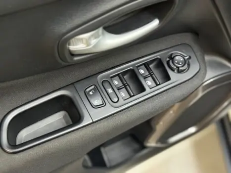 JEEP Renegade 1.3 16V 4P FLEX T270 TURBO AUTOM�TICO, Foto 16