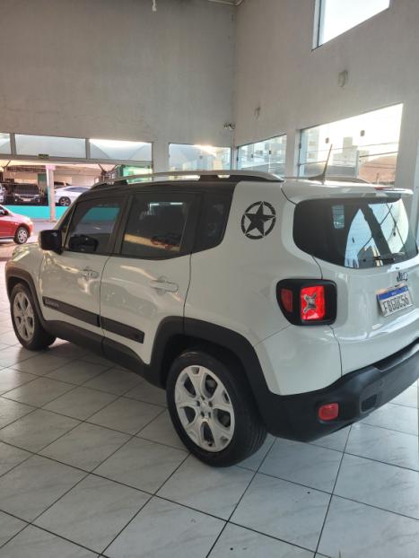 JEEP Renegade 1.8 16V 4P LIMITED FLEX AUTOMÁTICO, Foto 4 JEEP Renegade 1.8 16V 4P LIMITED FLEX AUTOMÁTICO, Foto 4