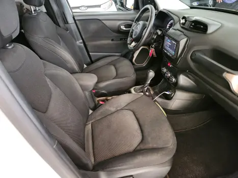 JEEP Renegade 1.8 16V 4P FLEX AUTOMÁTICO, Foto 8 JEEP Renegade 1.8 16V 4P FLEX AUTOMÁTICO, Foto 8
