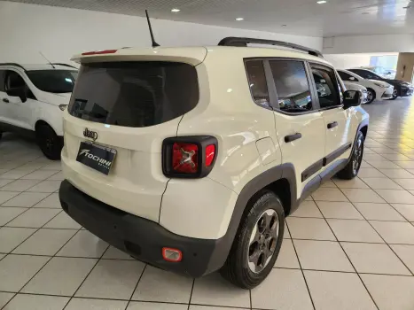 JEEP Renegade 1.8 16V 4P FLEX AUTOMÁTICO, Foto 9 JEEP Renegade 1.8 16V 4P FLEX AUTOMÁTICO, Foto 9
