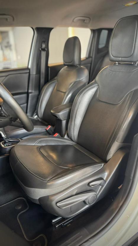 JEEP Renegade 1.8 16V 4P FLEX LONGITUDE AUTOM�TICO, Foto 14