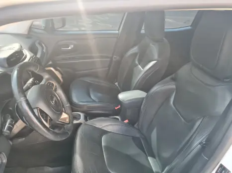 JEEP Renegade 2.0 16V 4P TURBO DIESEL LONGITUDE 4X4 AUTOMTICO, Foto 8