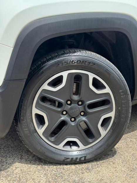 JEEP Renegade 2.0 16V 4P TURBO DIESEL TRAILHAWK 4X4 AUTOM�TICO, Foto 5