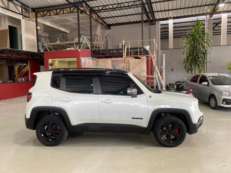 JEEP Renegade 2.0 16V 4P TURBO DIESEL TRAILHAWK 4X4 AUTOMÁTICO, Foto 4