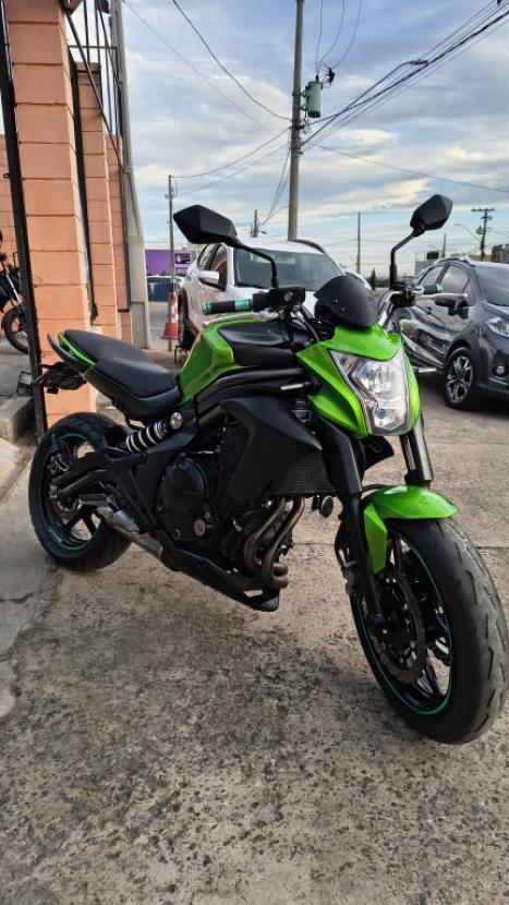 KAWASAKI ER-6N 650 ABS, Foto 4