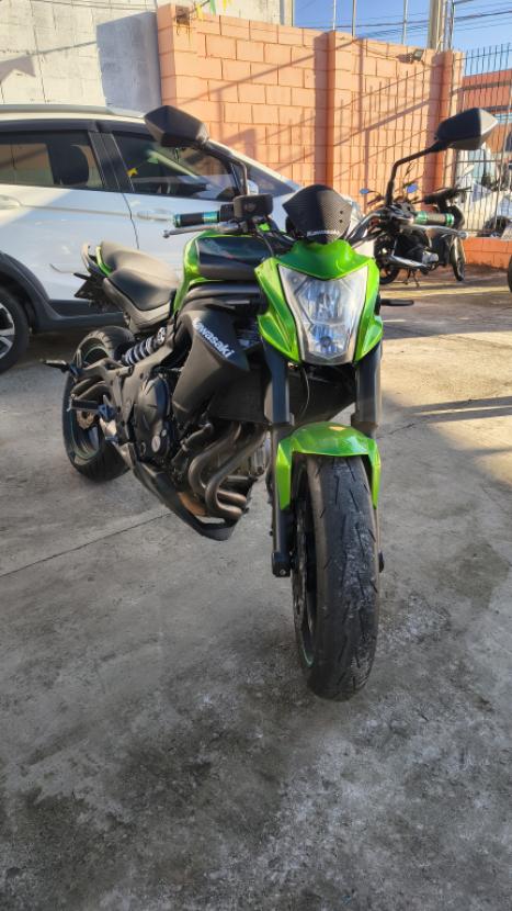 KAWASAKI ER-6N 650 ABS, Foto 4