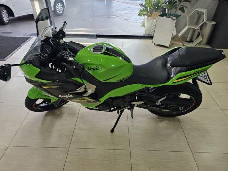 KAWASAKI Ninja 400 , Foto 18
