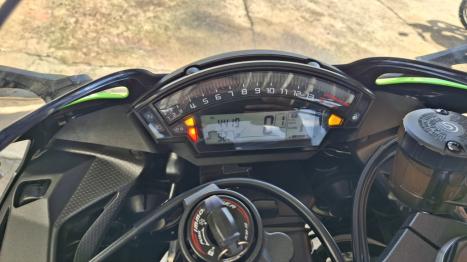 KAWASAKI ZX 10 R NINJA, Foto 2
