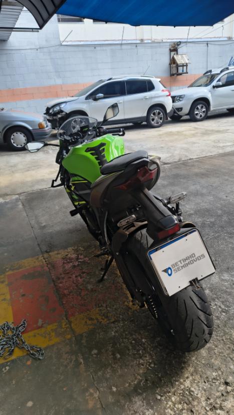 KAWASAKI ZX 6 R 636, Foto 2