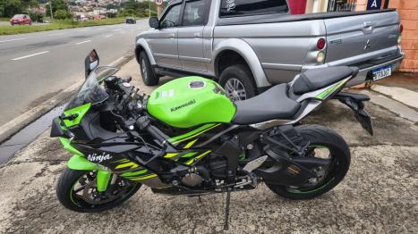 KAWASAKI ZX 6 R 636, Foto 2