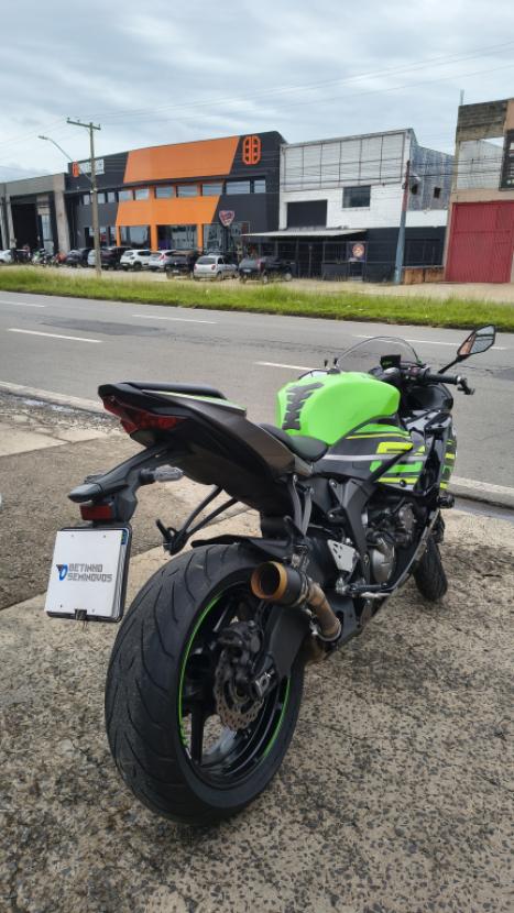 KAWASAKI ZX 6 R 636, Foto 6