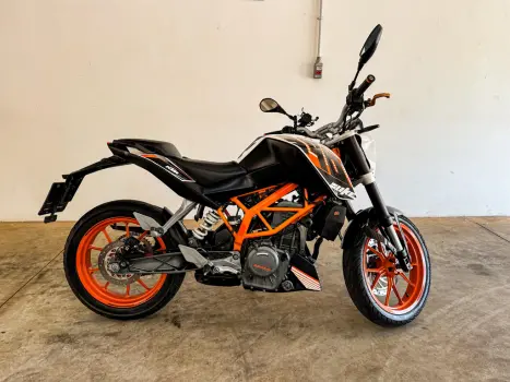 KTM 390 Duke , Foto 3