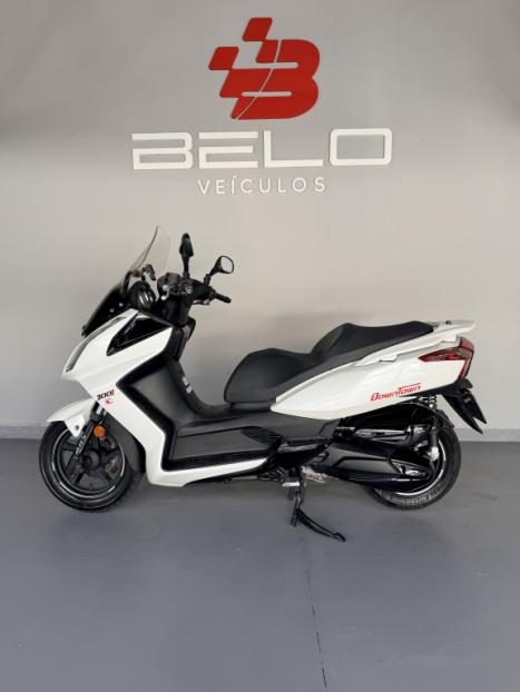 KYMCO Downtown 300i ABS, Foto 1