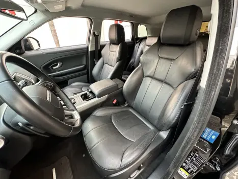 LAND ROVER Range Rover Evoque 2.0 16V 4P 4WD SE AUTOMÁTICO, Foto 8 LAND ROVER Range Rover Evoque 2.0 16V 4P 4WD SE AUTOMÁTICO, Foto 8