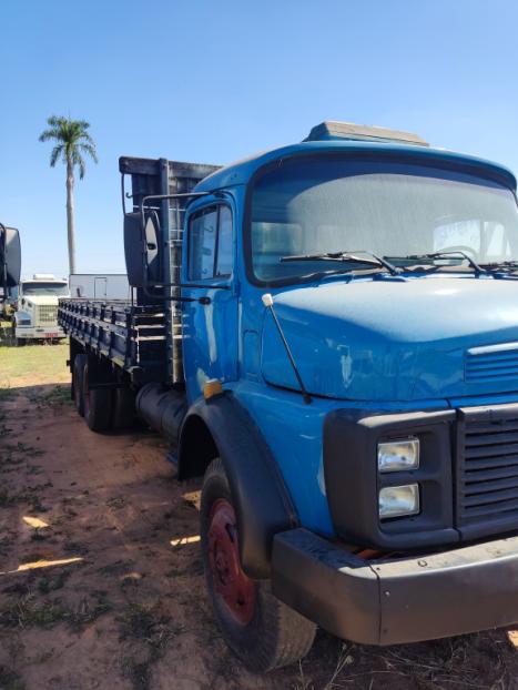 MERCEDES-BENZ 1113 CARROCERIA DE MADEIRA, Foto 2