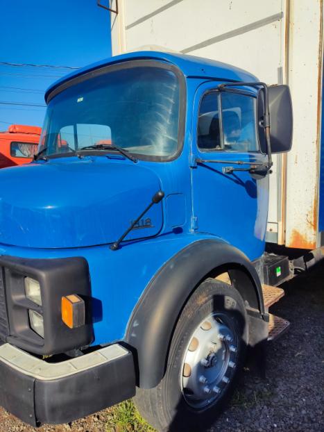 MERCEDES-BENZ 1318 , Foto 2