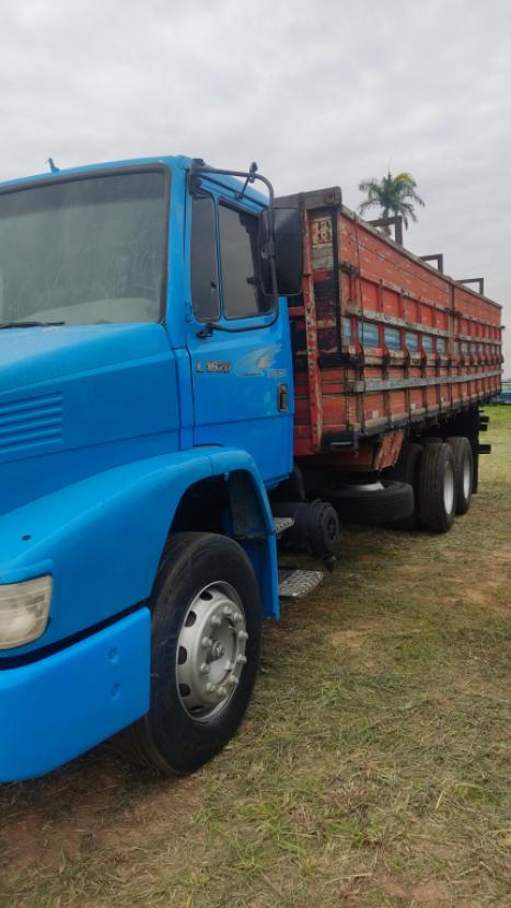 MERCEDES-BENZ 1620 , Foto 2