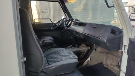 MERCEDES-BENZ 180 D 2.4 VAN PASSAGEIROS DIESEL, Foto 4