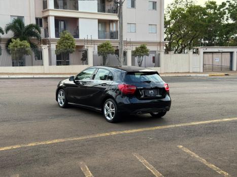 MERCEDES-BENZ A 200 1.6 16V 4P TURBO URBAN AUTOMTICO, Foto 6