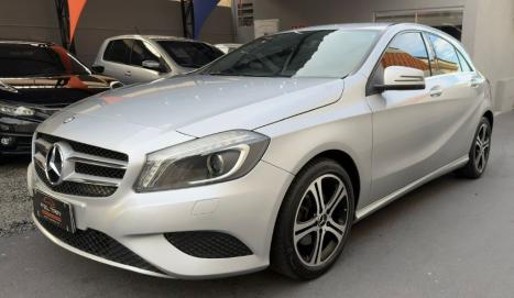 MERCEDES-BENZ A 200 1.6 16V 4P TURBO STYLE AUTOM�TICO, Foto 4