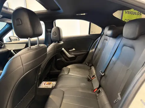 MERCEDES-BENZ A 200 Sedan 1.3 16V 4P CGI ADVANCE 7G-TRONIC DCT AUTOM�TICO, Foto 19