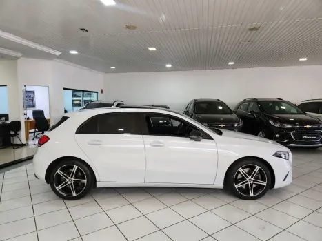 MERCEDES-BENZ A 250 2.0 16V 4P CGI VISION 7G-DCT AUTOMÁTICO, Foto 12 MERCEDES-BENZ A 250 2.0 16V 4P CGI VISION 7G-DCT AUTOMÁTICO, Foto 12