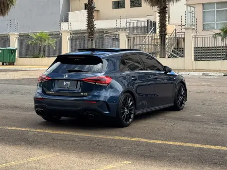 MERCEDES-BENZ A 35 AMG Hatch 2.0 16V 4P CGI 4MATIC 7G-TRONIC DCT AUTOM�TICO, Foto 4