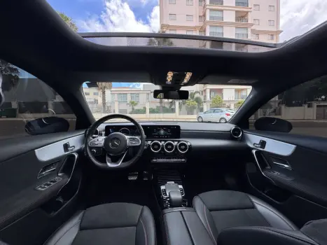 MERCEDES-BENZ A 35 AMG Hatch 2.0 16V 4P CGI 4MATIC 7G-TRONIC DCT AUTOM�TICO, Foto 7