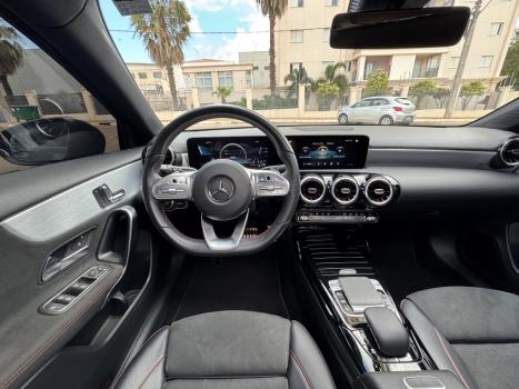 MERCEDES-BENZ A 35 AMG Hatch 2.0 16V 4P CGI 4MATIC 7G-TRONIC DCT AUTOM�TICO, Foto 8