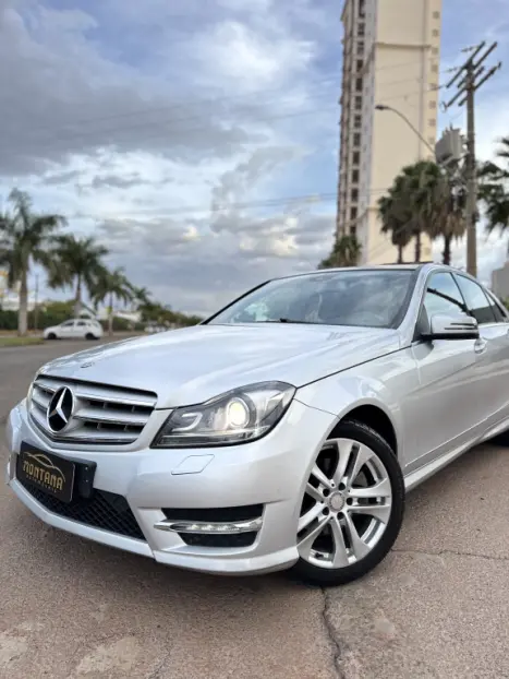 MERCEDES-BENZ C 200 1.8 16V 4P CGI AVANTGARDE AUTOMTICO, Foto 2