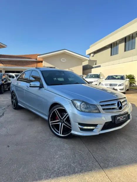 MERCEDES-BENZ C 250 1.8 16V 4P CGI SPORT AUTOMÁTICO, Foto 1 MERCEDES-BENZ C 250 1.8 16V 4P CGI SPORT AUTOMÁTICO, Foto 1