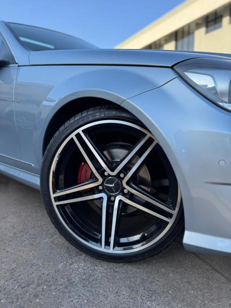 MERCEDES-BENZ C 250 1.8 16V 4P CGI SPORT AUTOMÁTICO, Foto 5 MERCEDES-BENZ C 250 1.8 16V 4P CGI SPORT AUTOMÁTICO, Foto 5