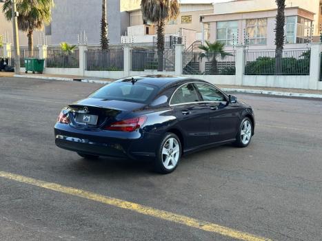 MERCEDES-BENZ CLA 180 1.6 16V 4P CGI TURBO 7G-TRONIC AUTOM�TICO DCT, Foto 4