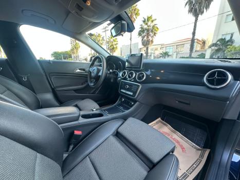 MERCEDES-BENZ CLA 180 1.6 16V 4P CGI TURBO 7G-TRONIC AUTOM�TICO DCT, Foto 9