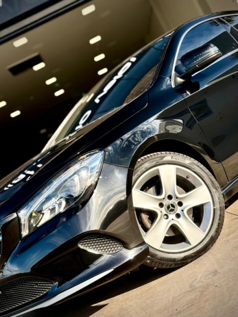 MERCEDES-BENZ CLA 180 1.6 16V 4P CGI TURBO 7G-TRONIC AUTOM�TICO DCT, Foto 4