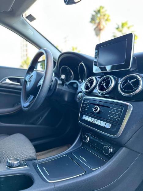 MERCEDES-BENZ CLA 180 1.6 16V 4P CGI TURBO 7G-TRONIC AUTOM�TICO DCT, Foto 9