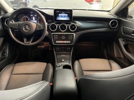 MERCEDES-BENZ CLA 180 1.6 16V 4P CGI TURBO 7G-TRONIC AUTOM�TICO DCT, Foto 10