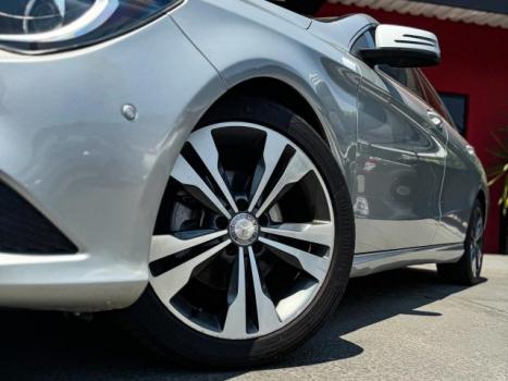 MERCEDES-BENZ CLA 200 1.6 4P FIRST EDITION TURBO AUTOMATIZADO, Foto 4 MERCEDES-BENZ CLA 200 1.6 4P FIRST EDITION TURBO AUTOMATIZADO, Foto 4