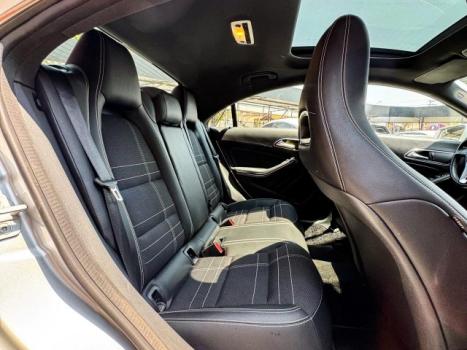 MERCEDES-BENZ CLA 200 1.6 4P FIRST EDITION TURBO AUTOMATIZADO, Foto 10 MERCEDES-BENZ CLA 200 1.6 4P FIRST EDITION TURBO AUTOMATIZADO, Foto 10