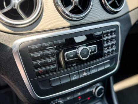 MERCEDES-BENZ CLA 200 1.6 4P FIRST EDITION TURBO AUTOMATIZADO, Foto 14 MERCEDES-BENZ CLA 200 1.6 4P FIRST EDITION TURBO AUTOMATIZADO, Foto 14