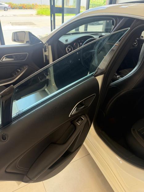 MERCEDES-BENZ CLA 200 1.6 16V 4P VISION AUTOM�TICO, Foto 13