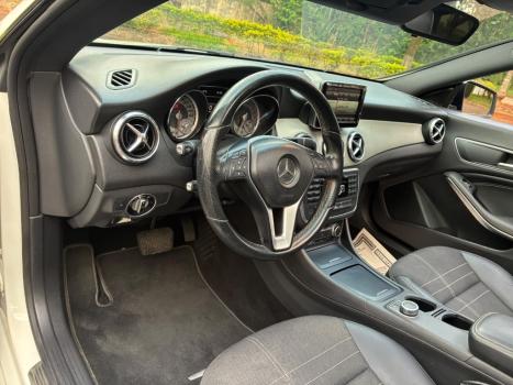 MERCEDES-BENZ CLA 200 1.6 4P FIRST EDITION TURBO AUTOMATIZADO, Foto 7