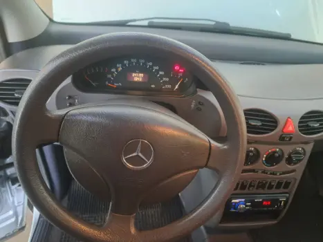 MERCEDES-BENZ Classe A 1.6 4P 160 CLASSIC, Foto 17