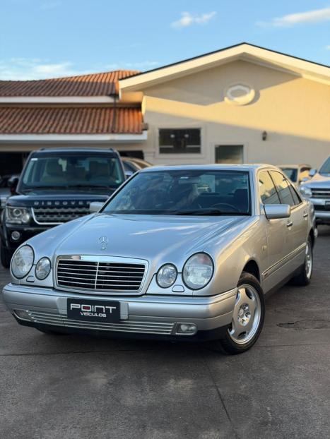 MERCEDES-BENZ E 320 3.2 V6 4P AVANTGARDE AUTOM�TICO, Foto 1
