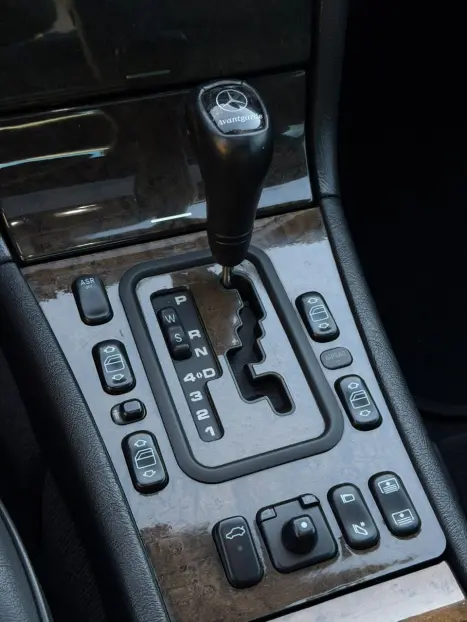 MERCEDES-BENZ E 320 3.2 V6 4P AVANTGARDE AUTOM�TICO, Foto 8