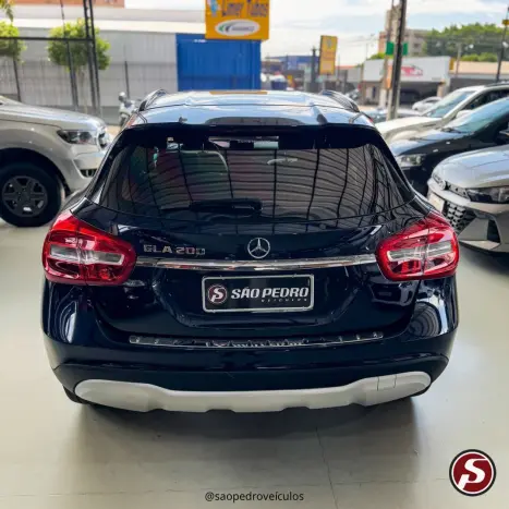 MERCEDES-BENZ GLA 200 1.6 16V 4P FLEX CGI STYLE TURBO AUTOMÁTICO, Foto 7 MERCEDES-BENZ GLA 200 1.6 16V 4P FLEX CGI STYLE TURBO AUTOMÁTICO, Foto 7