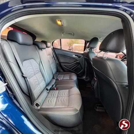 MERCEDES-BENZ GLA 200 1.6 16V 4P FLEX CGI STYLE TURBO AUTOMÁTICO, Foto 15 MERCEDES-BENZ GLA 200 1.6 16V 4P FLEX CGI STYLE TURBO AUTOMÁTICO, Foto 15