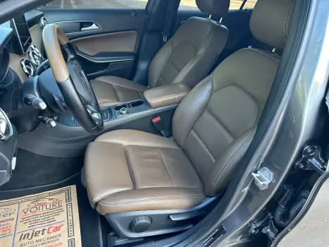 MERCEDES-BENZ GLA 200 1.6 16V 4P FLEX CGI STYLE TURBO AUTOMTICO, Foto 9