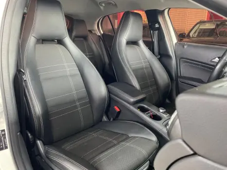 MERCEDES-BENZ GLA 200 1.6 16V 4P FLEX CGI ADVANCE TURBO AUTOM�TICO, Foto 13